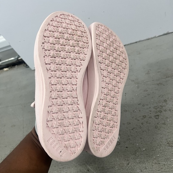 NOBULL Canvas Trainers Pink Womens Size 7 Lightweight Minamalist Gym Shoes - Picture 8 of 11